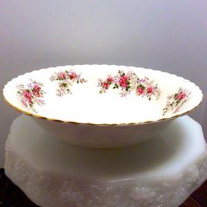 Vintage Royal Albert Lavender Rose round dish